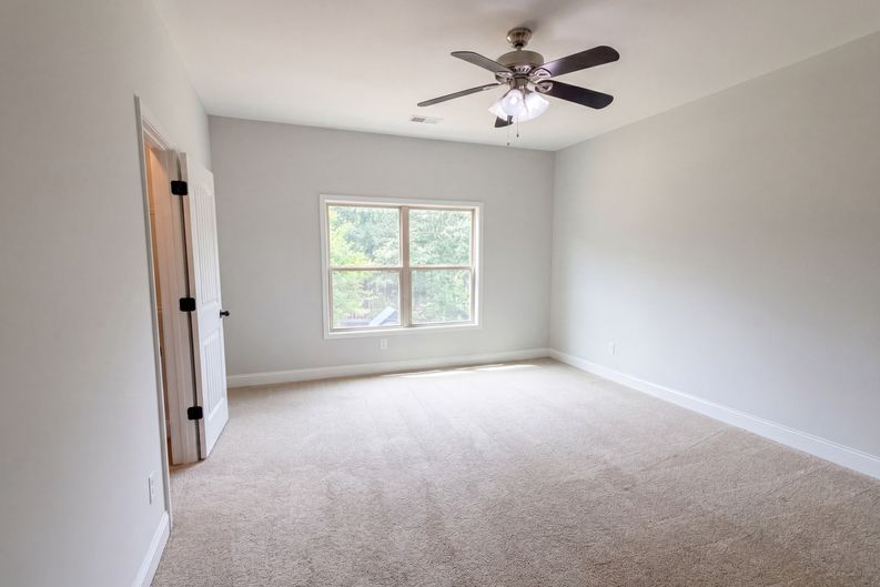 Photo 19 of 33 of 248 Colfax Dr, Boiling Springs, SC