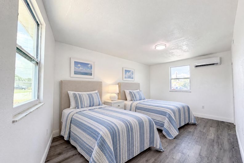 Photo 11 of 26 of 21530 Glendale Ave, Port Charlotte, FL