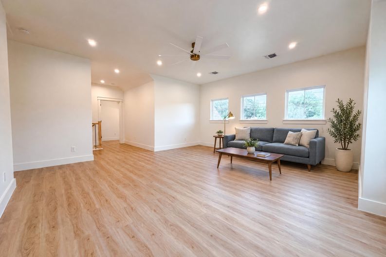Photo 10 of 21 of 4211 Honeycomb St, San Antonio, TX