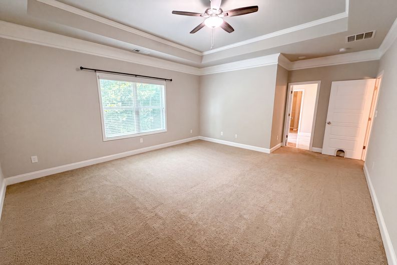 Photo 8 of 21 of 5317 Winmire Ln, Stone Mountain, GA