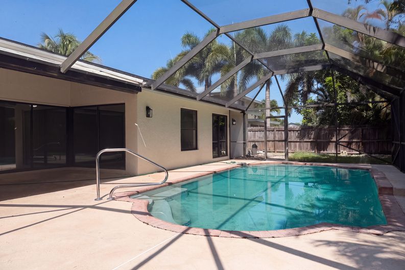 Photo 20 of 22 of 888 Brightwood Way, Wellington, FL