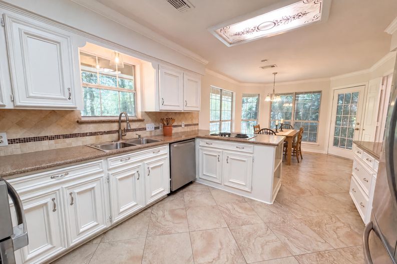 Photo 6 of 20 of 33406 Buck Rd, Magnolia, TX