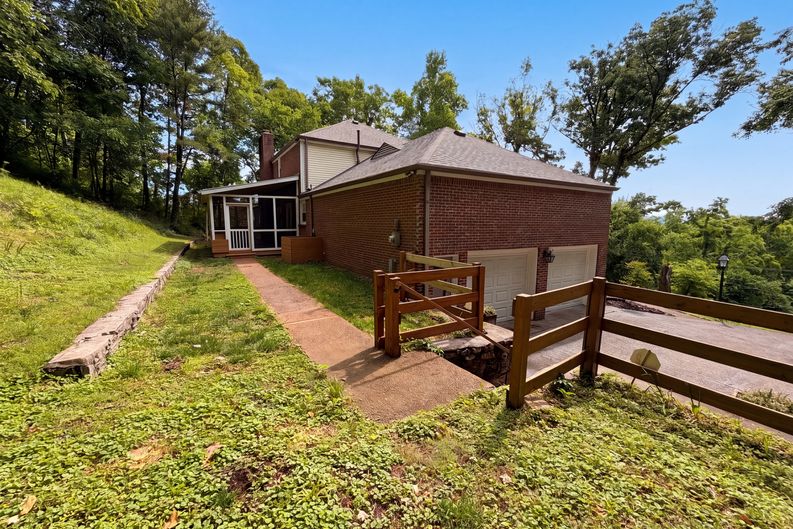 Photo 62 of 69 of 5416 Forest Acres Dr, Nashville, TN