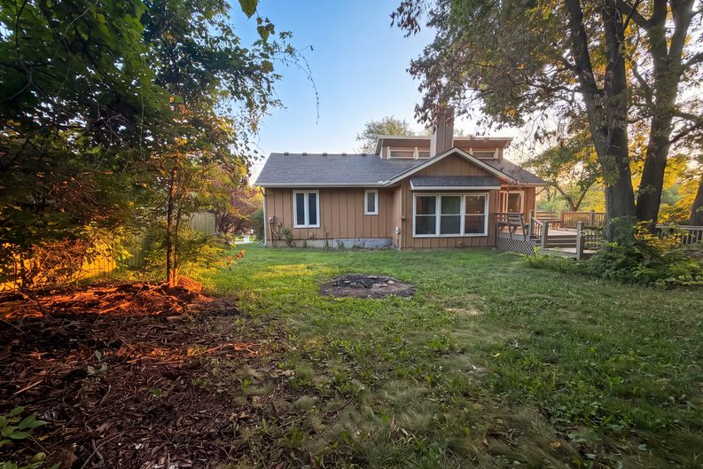 Photo 5 of 21 of 7511 Orient Ave, Kansas City, KS