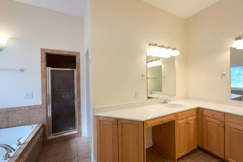 Photo 10 of 20 of 405 Isle Of Pines Rd, Mooresville, NC