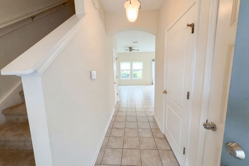 Photo 7 of 17 of 1539 Biscayne Bay Dr, Jacksonville, FL