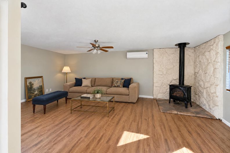Photo 4 of 13 of 11968 Warbler Way, Penn Valley, CA
