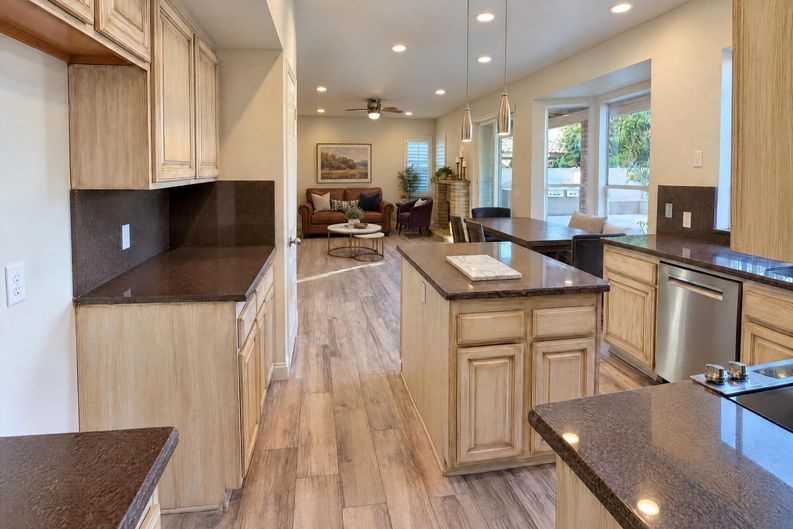 Photo 6 of 30 of 7032 W Piute Ave, Glendale, AZ