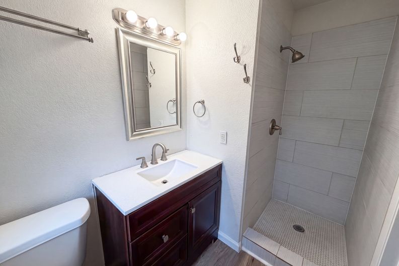 Photo 14 of 18 of 3720 Wingate Dr, Waco, TX