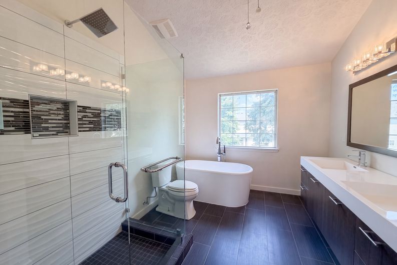 Photo 11 of 25 of 2036 Glastonbury Dr, Franklin, TN