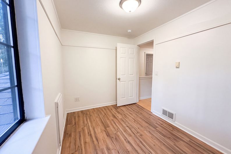 Photo 16 of 44 of 7423 Ebbert Dr SE, Port Orchard, WA