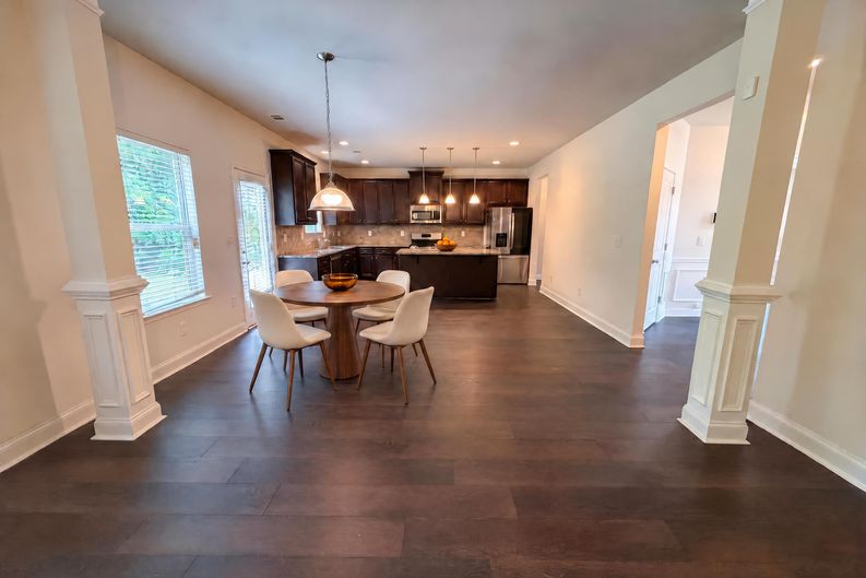 Photo 7 of 19 of 2627 Glenbrook Ln, Conyers, GA