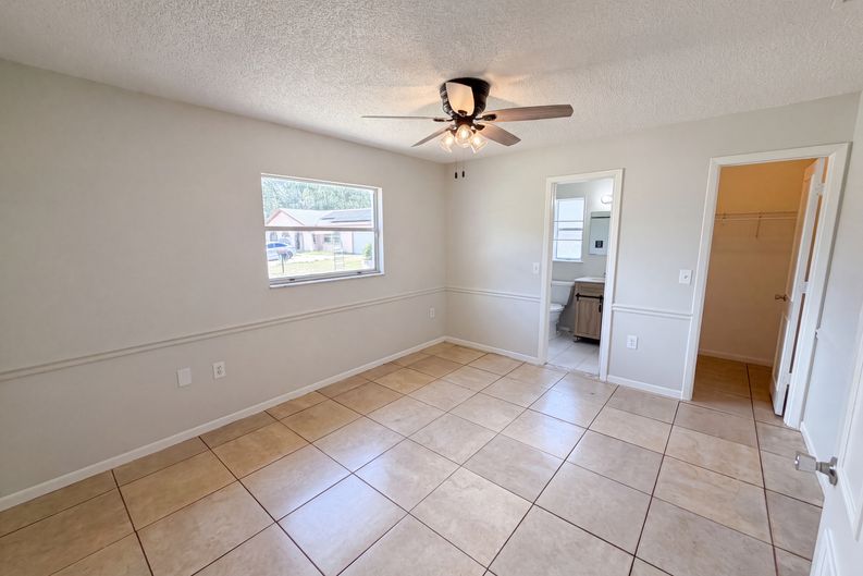 Photo 4 of 19 of 3730 Dedrick Ct, New Port Richey, FL