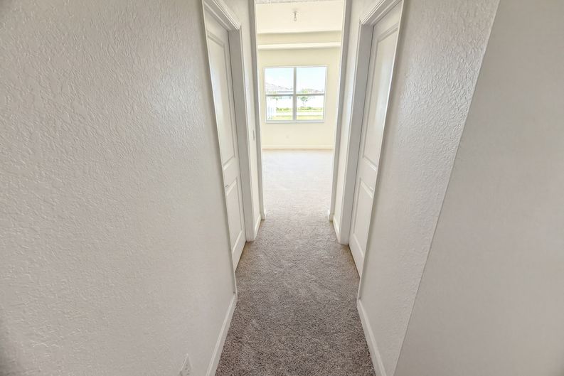 Photo 28 of 42 of 12473 NW Lynch Ln, Port Saint Lucie, FL
