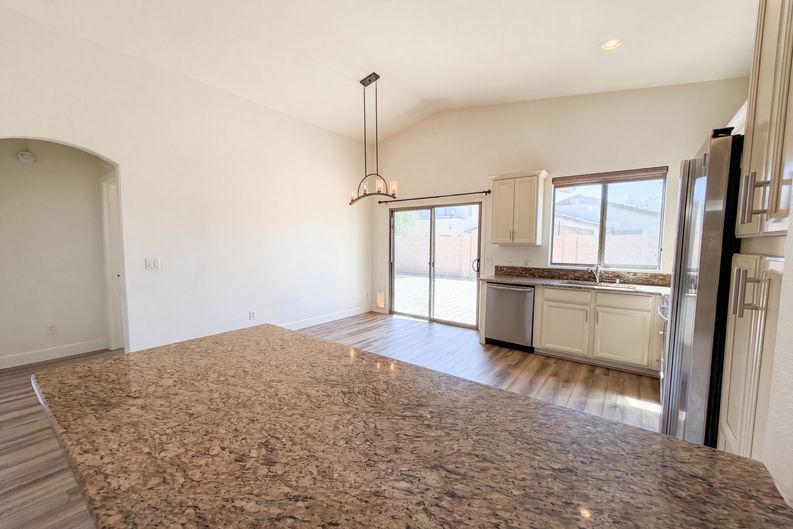 Photo 8 of 29 of 3951 E Timberline Rd, Gilbert, AZ