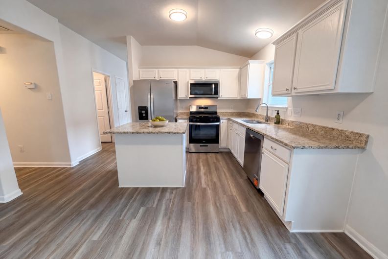 Photo 11 of 26 of 21619 Astipalia Dr, Spring, TX