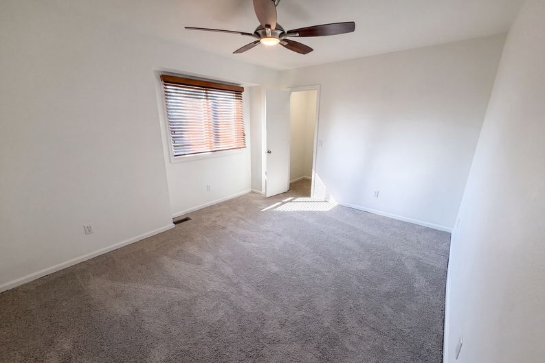 Photo 16 of 39 of 20890 E Sussex Ct, Parker, CO