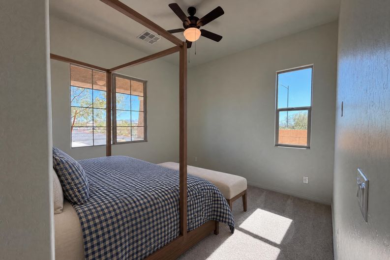 Photo 14 of 22 of 6137 Bugsy St, North Las Vegas, NV