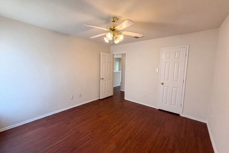 Photo 17 of 22 of 1202 McCormick St, Garland, TX