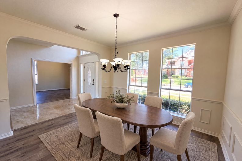 Photo 6 of 22 of 3106 Westshore Dr, Rowlett, TX