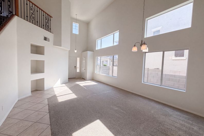 Photo 3 of 34 of 1214 E Frances Ln, Gilbert, AZ