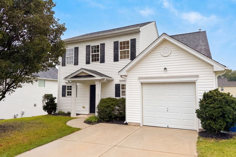 Photo 17 of 21 of 315 Royal Grey Ct, Winston Salem, NC