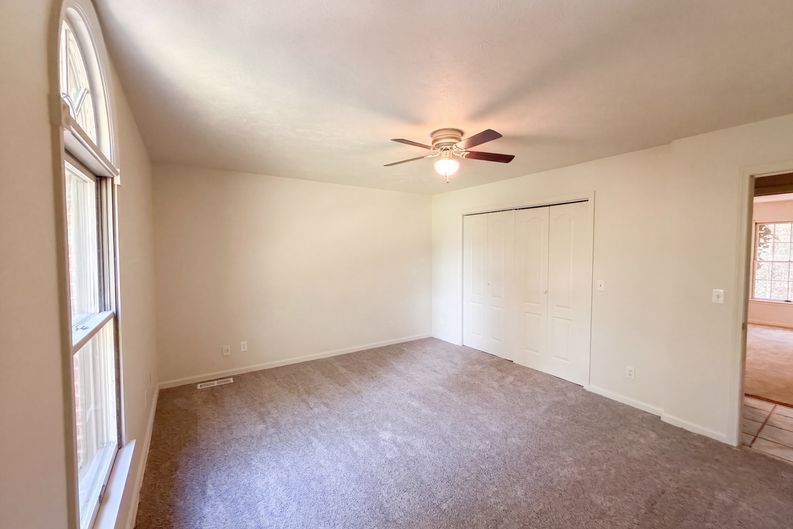 Photo 18 of 29 of 675 Jenny St, Selmer, TN