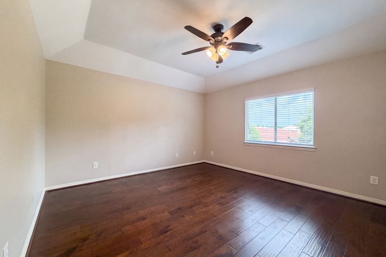 Photo 17 of 25 of 21431 Wild Jasmine Ln, Katy, TX