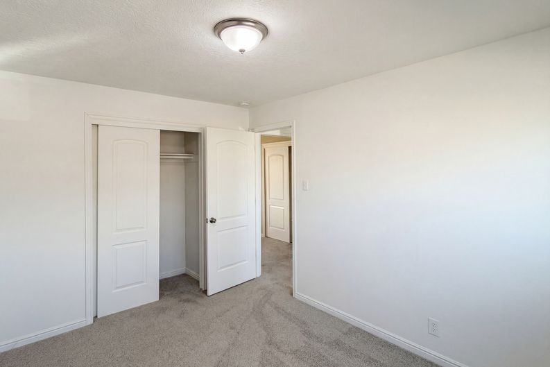 Photo 17 of 28 of 67 S 470 E, Orem, UT