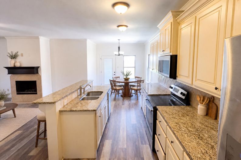 Photo 12 of 27 of 8809 10th St, Lubbock, TX