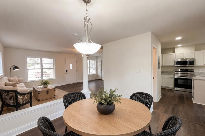 Photo 7 of 17 of 604 Eastway Ave, Durham, NC