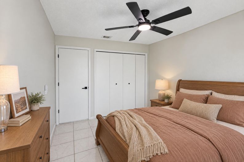 Photo 12 of 22 of 1572 Deerfield Ave, Deltona, FL