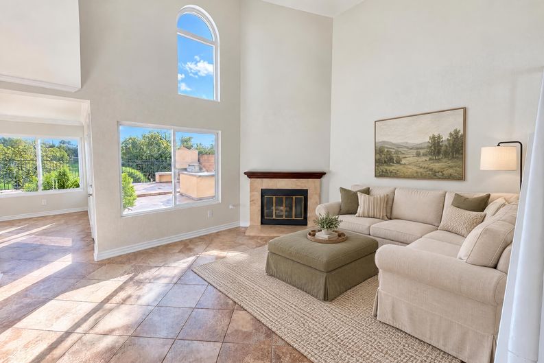 Photo 7 of 25 of 16069 Augusta Dr, Chino Hills, CA