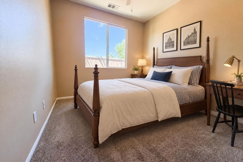 Photo 16 of 24 of 3136 Hibiscus Pt, Hemet, CA
