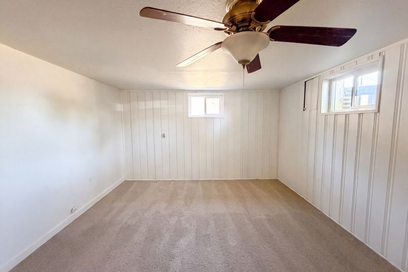 Photo 4 of 28 of 5667 Johnson St, Arvada, CO