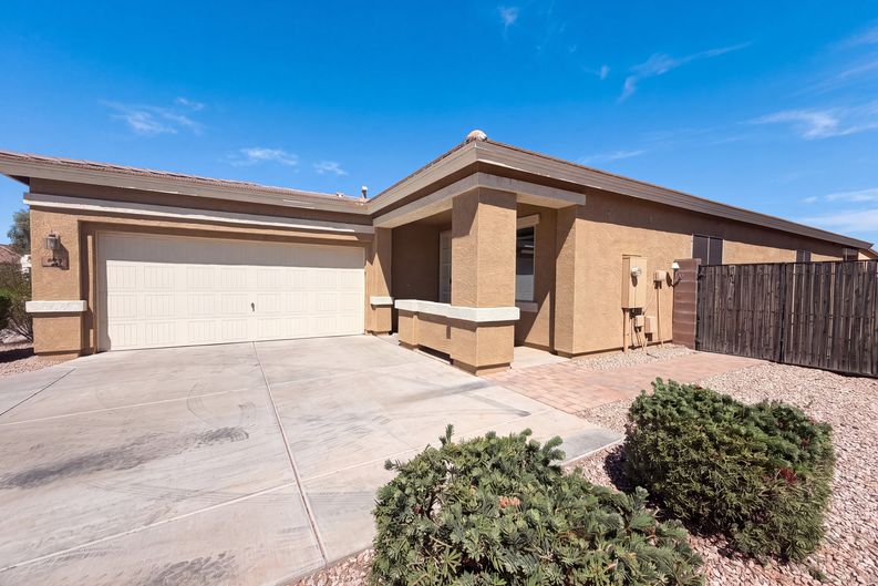 Photo 16 of 18 of 875 W Ayrshire Trl, San Tan Valley, AZ