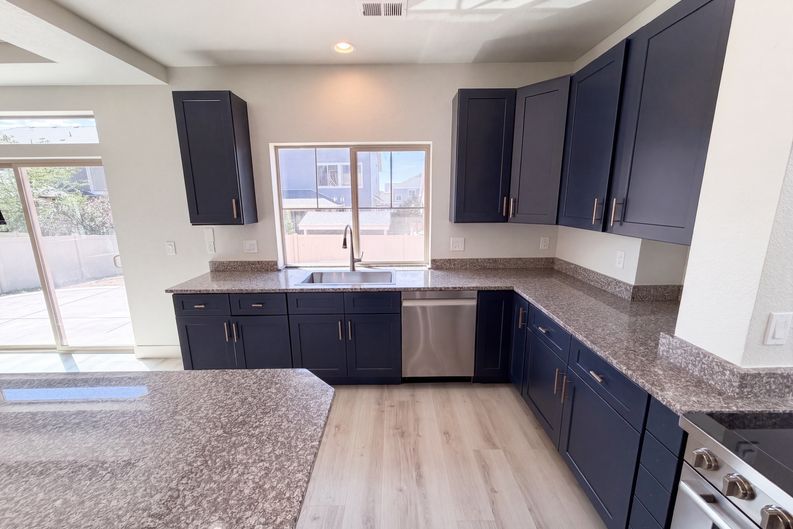 Photo 14 of 46 of 19036 Randolph Pl, Denver, CO