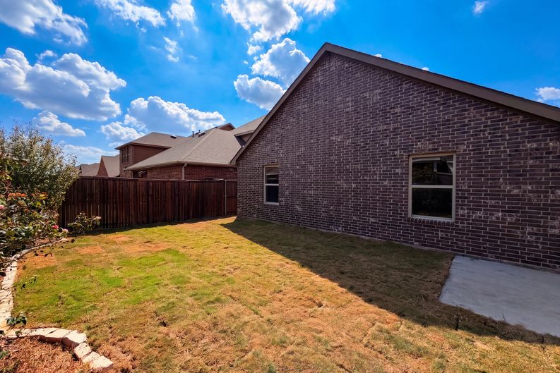 Photo 15 of 16 of 5558 Yarborough Dr, Forney, TX