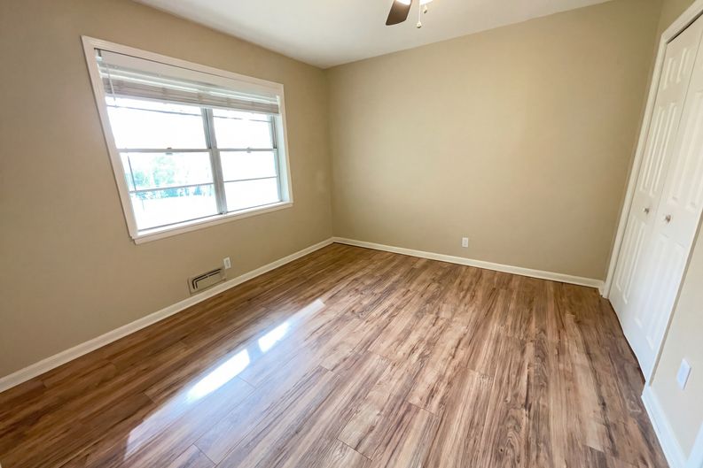 Photo 9 of 16 of 6817 Chickering Rd, Fort Worth, TX