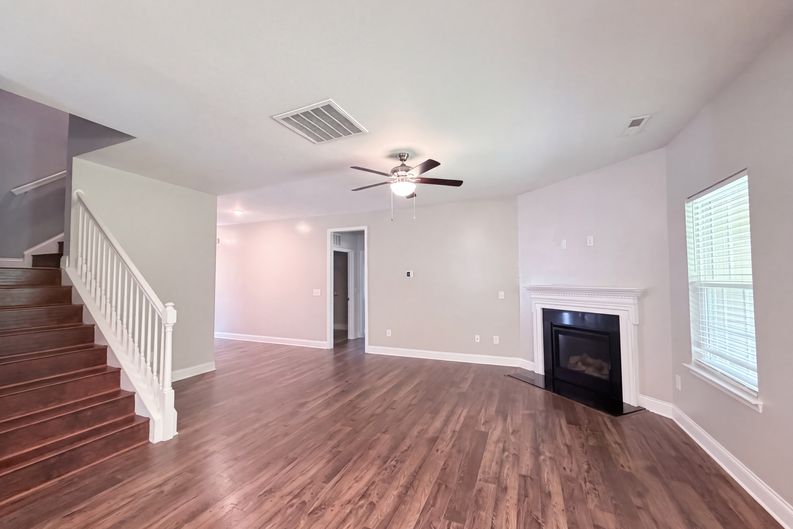 Photo 3 of 20 of 147 Allenton Way, Statesville, NC