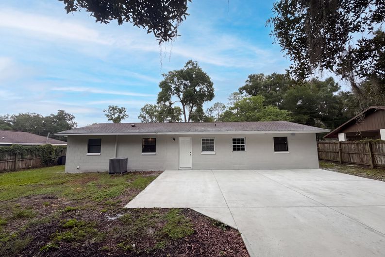 Photo 25 of 26 of 6520 NW 61st Ct, Ocala, FL