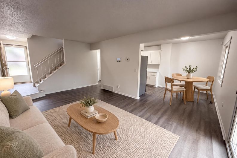 Photo 6 of 30 of 15393 Trillium Cir, Eden Prairie, MN