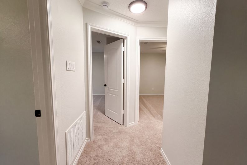 Photo 24 of 31 of 2228 Silverthorn Ln, Flower Mound, TX
