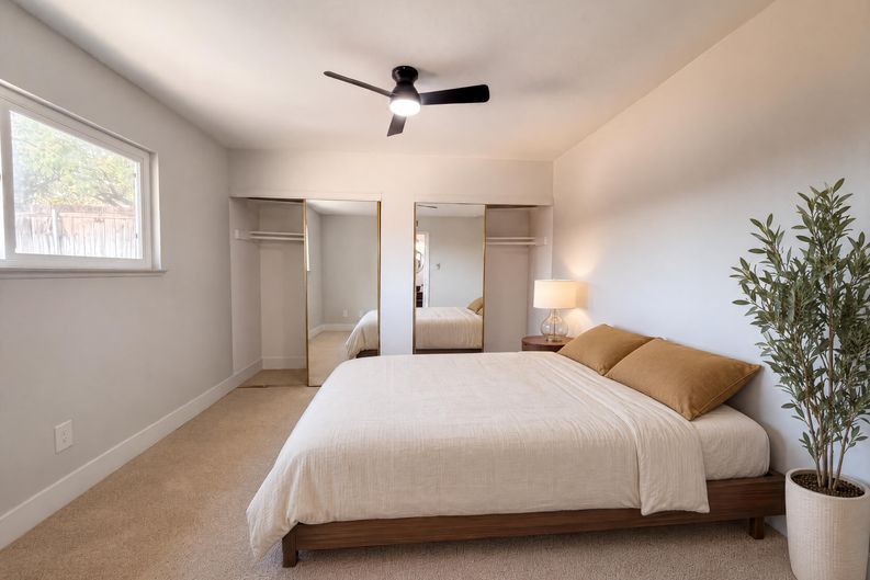 Photo 15 of 25 of 14602 Rosecourt Dr, Canyon Country, CA