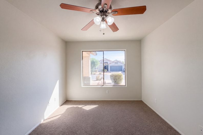 Photo 17 of 36 of 16630 W Pierce St, Goodyear, AZ