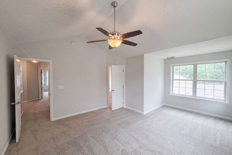 Photo 11 of 17 of 4549 Drewbridge Way, Raleigh, NC