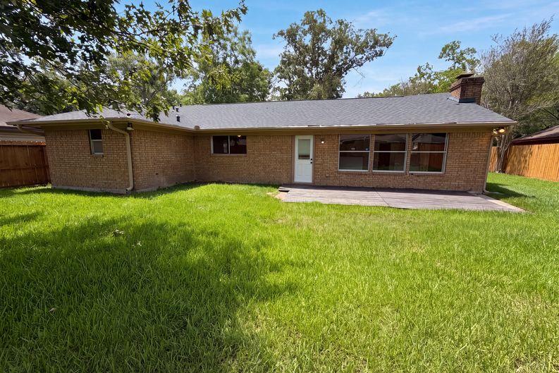 Photo 5 of 23 of 719 Equinox St, Crosby, TX