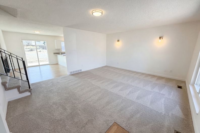 Photo 10 of 26 of 1146 S Cathay St, Aurora, CO