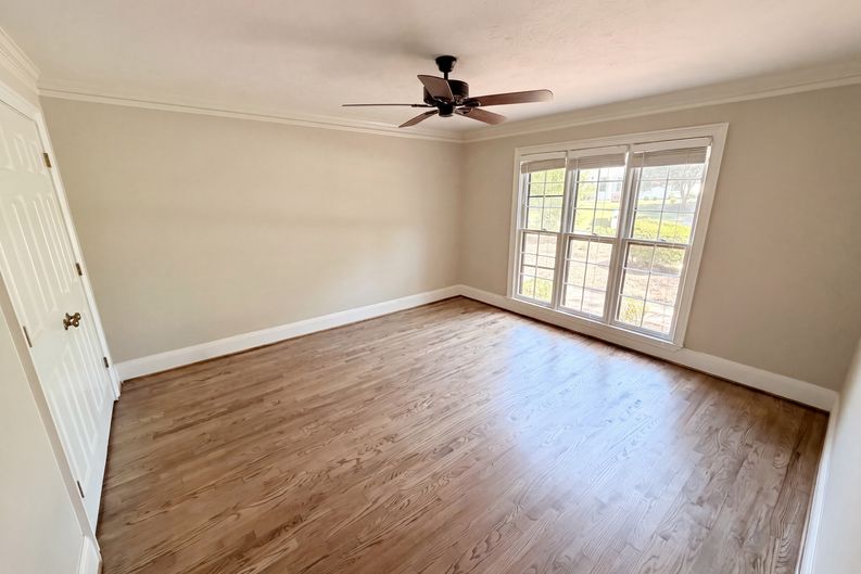 Photo 18 of 46 of 2360 Kimbrough Ct, Atlanta, GA