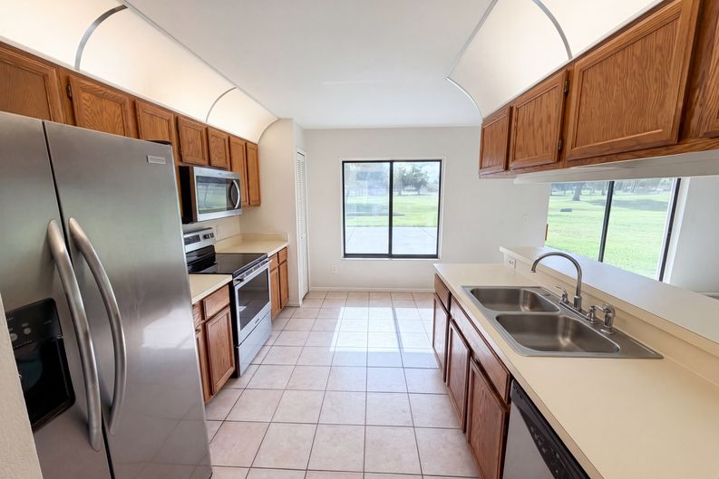 Photo 12 of 31 of 2631 Alabaster Ave, Orlando, FL